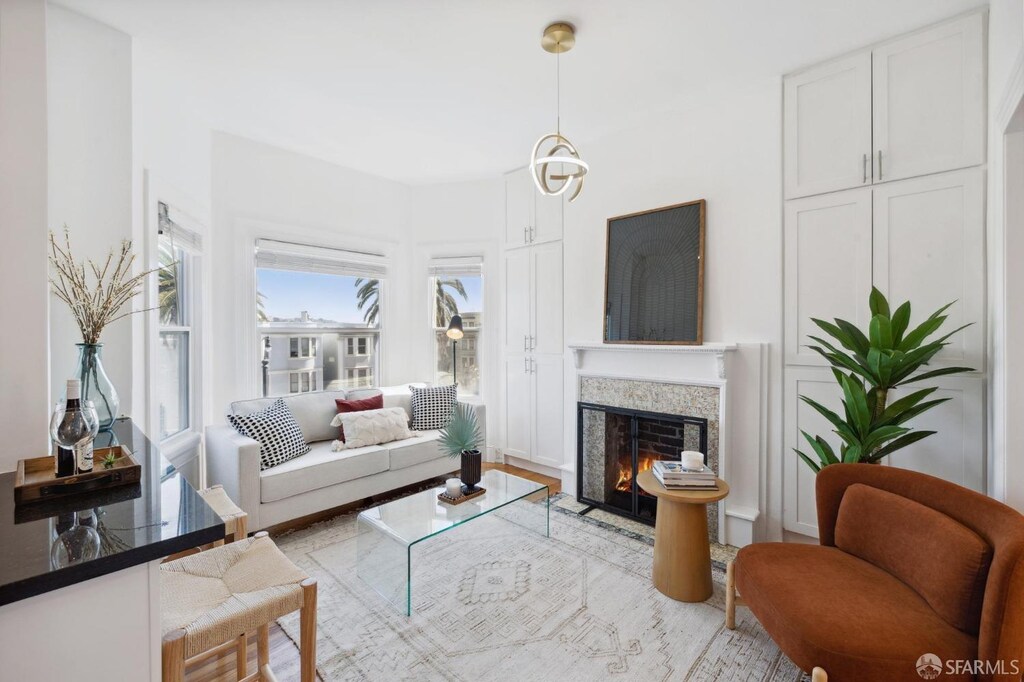 380 Dolores St Unit 6, San Francisco, CA 94110 - photo 1