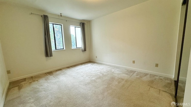 view of carpeted spare room