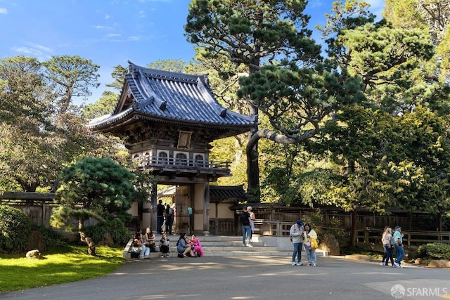 view of building exterior