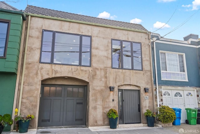 view of front of property with stucco siding