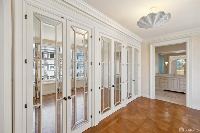 2000 Washington St Unit 4, San Francisco, CA 94109 - hall featuring french doors, crown molding, and baseboards