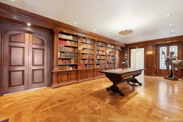 2000 Washington St Unit 4, San Francisco, CA 94109 - recreation room featuring crown molding and built in features