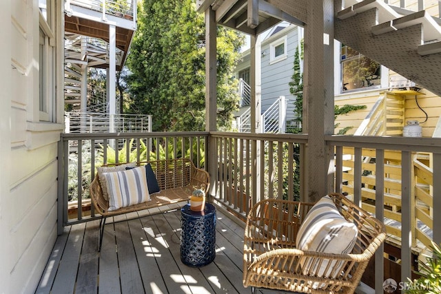 69 Pond St, San Francisco, CA 94114 - view of wooden deck
