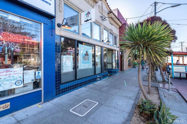 651 29th Ave, San Francisco, CA 94121 - view of exterior entry with brick siding