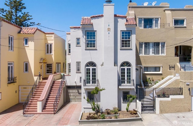 651 29th Ave, San Francisco, CA 94121 - view of building exterior with stairway and a garage