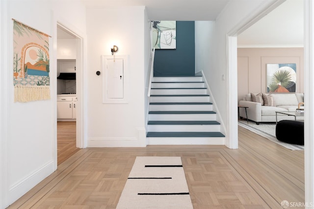 651 29th Ave, San Francisco, CA 94121 - stairs with baseboards