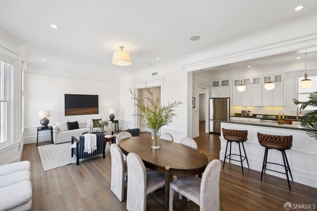 2427 Franklin St, San Francisco, CA 94123 - dining space with dark wood-type flooring and recessed lighting