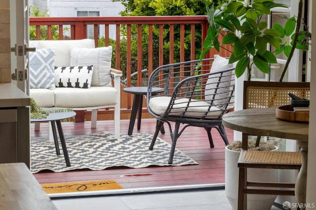 57 Theresa St, San Francisco, CA 94112 - balcony featuring outdoor lounge area