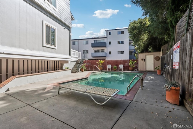 1140 Whipple Ave Unit 21, Redwood City, CA 94062 - community pool featuring stairs and a patio area