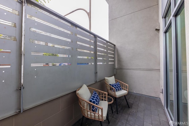 2655 Bush St Unit 119, San Francisco, CA 94115 - balcony featuring a pergola