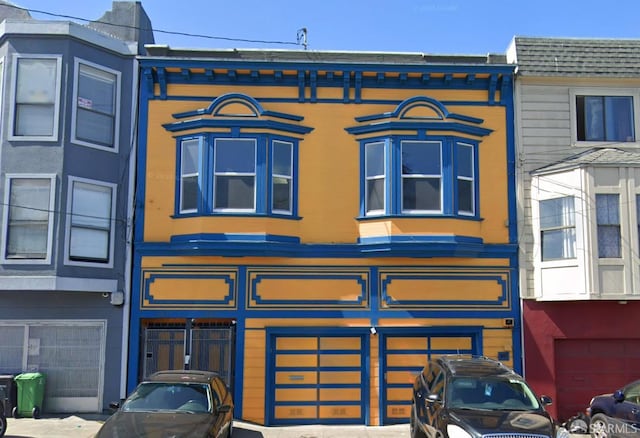 view of front facade with an attached garage