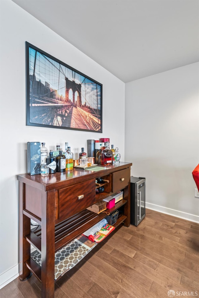 38 N Almaden Blvd Unit 1419, San Jose, CA 95110 - bar featuring wood finished floors and baseboards