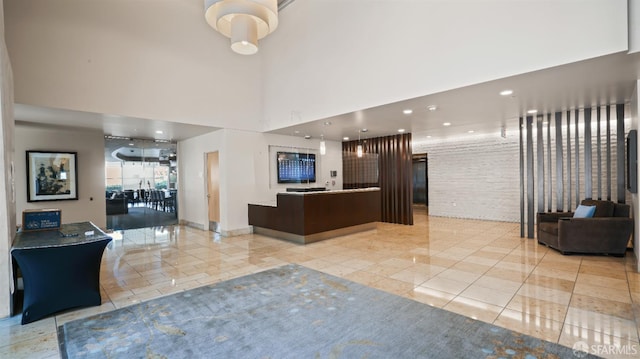 38 N Almaden Blvd Unit 1419, San Jose, CA 95110 - reception with a high ceiling