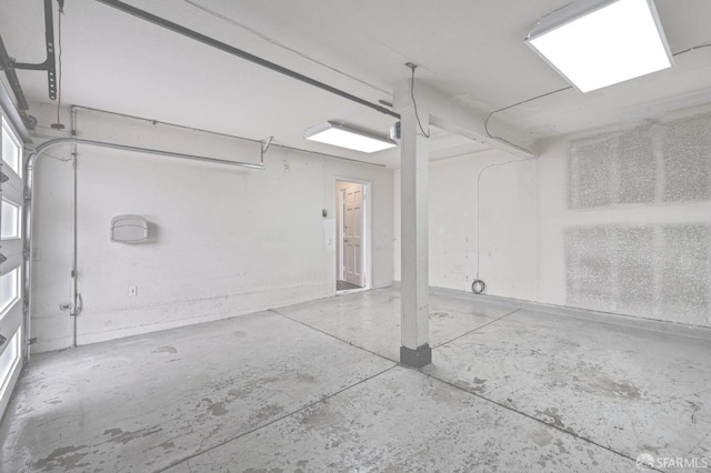 11 Sparta St, San Francisco, CA 94134 - view of garage