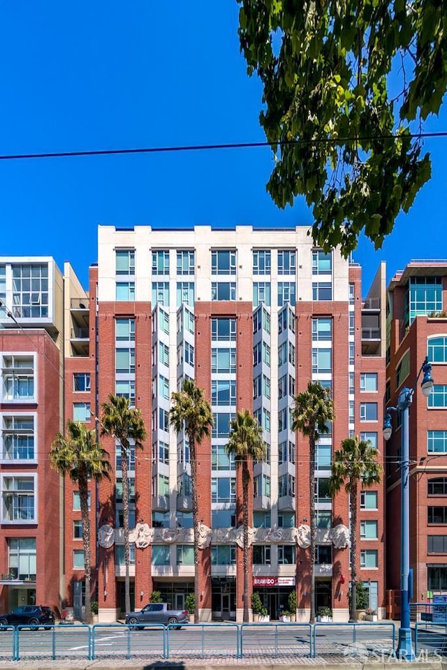 170 King St Unit 618, San Francisco, CA 94107 - photo 1