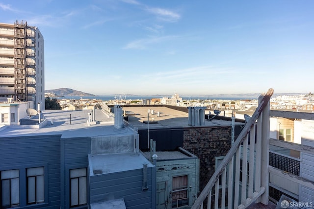 view of city featuring a mountain view