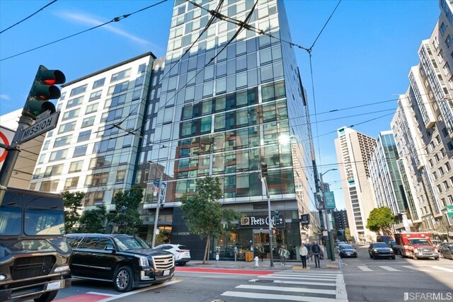 1400 Mission St, San Francisco, CA 94103 - view of property with a city view