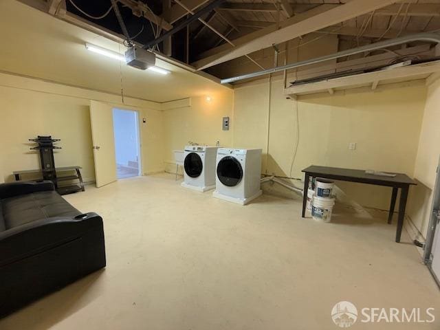 laundry area featuring washing machine and clothes dryer