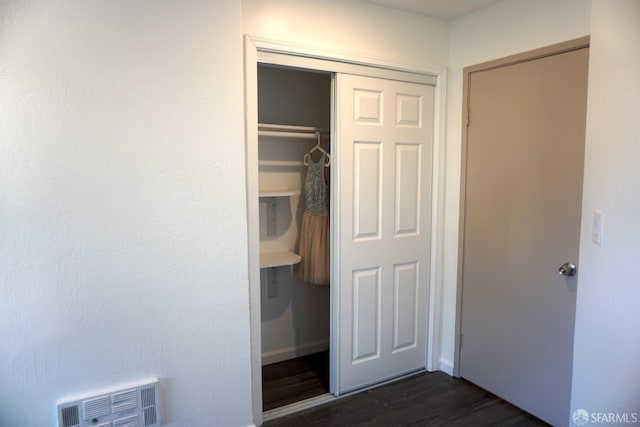 closet with visible vents