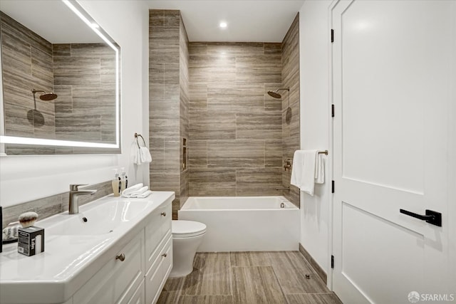 150 Eureka St, San Francisco, CA 94114 - bathroom featuring vanity, toilet, and bathtub / shower combination