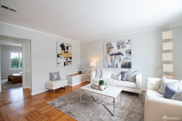 1579 46th Ave, San Francisco, CA 94122 - living area with ornamental molding
