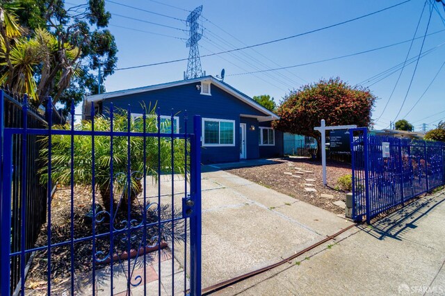 704 Harrison Dr, Richmond, CA 94806 - photo 56