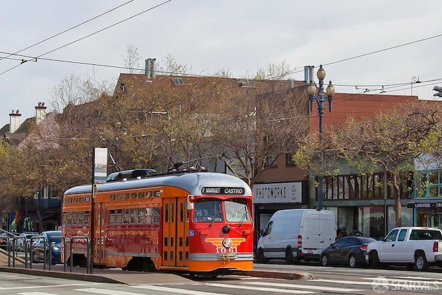 221 Noe St Unit 12, San Francisco, CA 94114 - view of building exterior