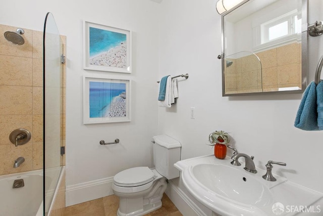 221 Noe St Unit 12, San Francisco, CA 94114 - bathroom featuring tub / shower combination and tile patterned flooring