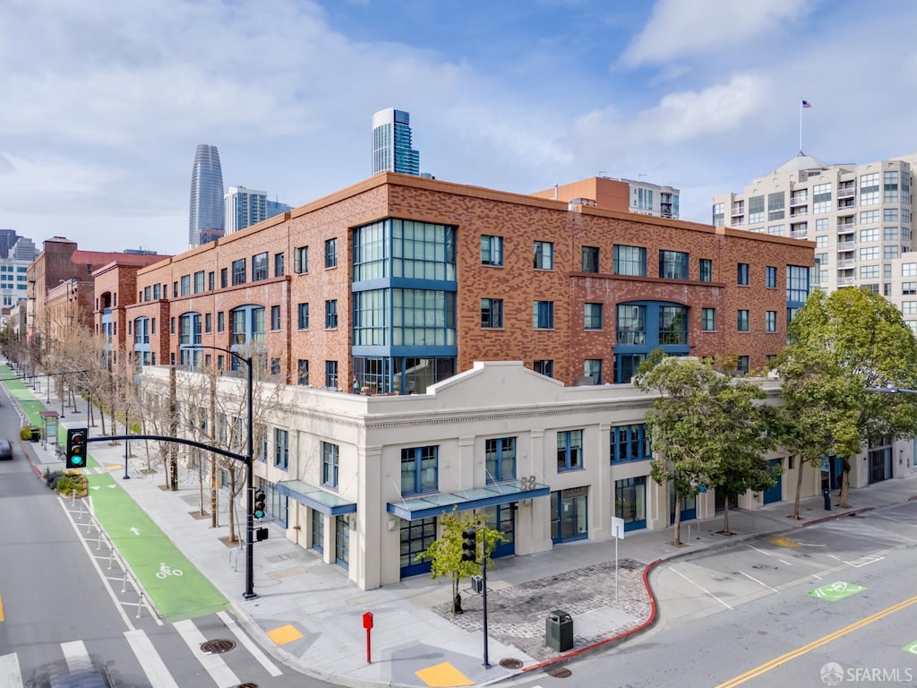 88 Townsend St Unit P-140, San Francisco, CA 94107 - view of apartment building / complex with a city view