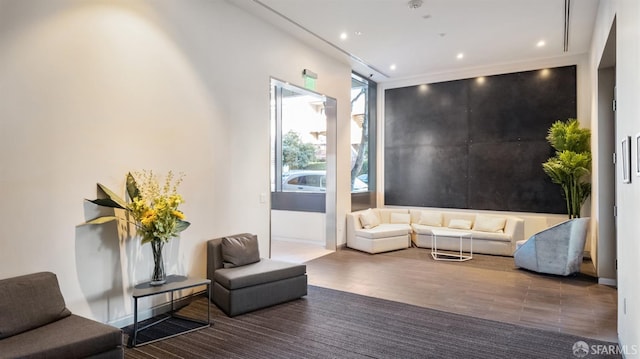 living area featuring recessed lighting