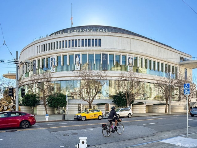 view of building exterior