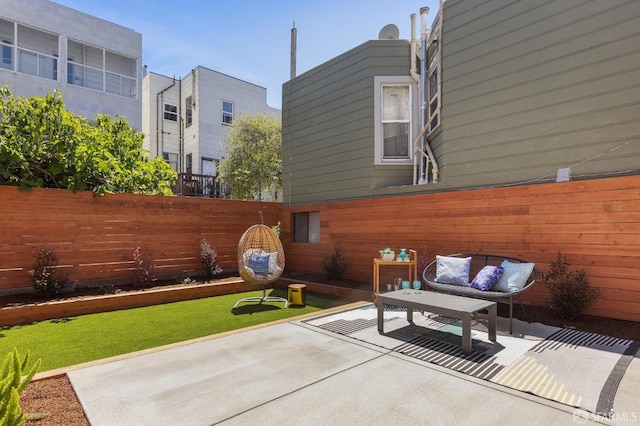 2237 Bryant St Lower, Lower, San Francisco, CA 94110 - view of patio