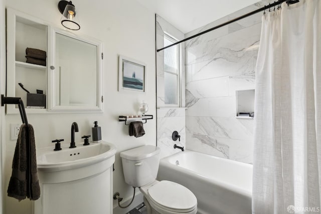 831 45th Ave, San Francisco, CA 94121 - bathroom with shower / bathtub combination with curtain and vanity