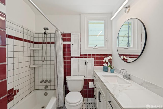 462 Clipper St, San Francisco, CA 94114 - bathroom with vanity, shower / bath combination with curtain, toilet, tile walls, and tile patterned floors
