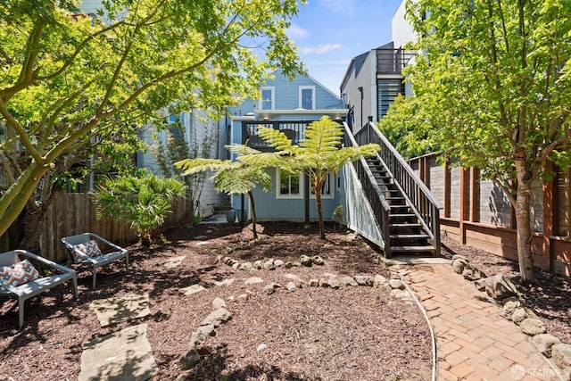 462 Clipper St, San Francisco, CA 94114 - back of property featuring stairs