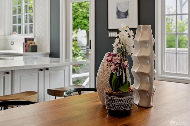 20 Rossmoor Dr, San Francisco, CA 94132 - dining space with wood finished floors