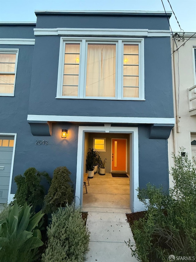 2543 44th Ave, San Francisco, CA 94116 - doorway to property featuring stucco siding