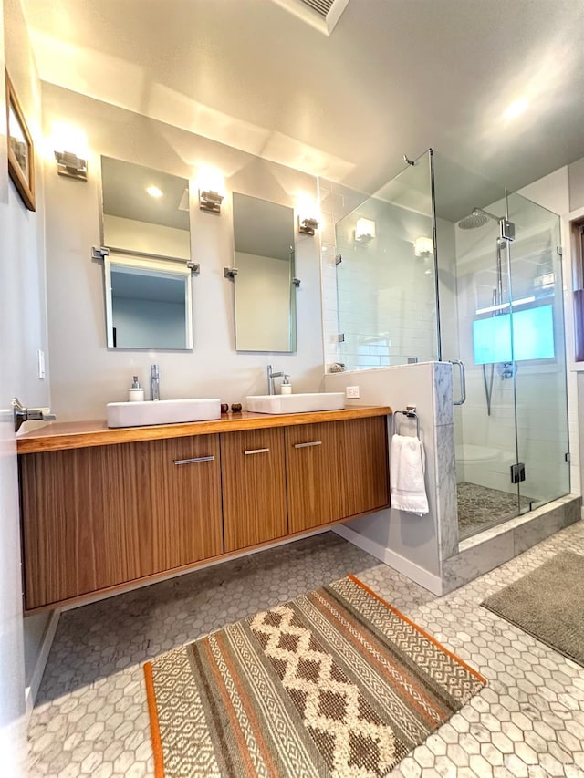 2543 44th Ave, San Francisco, CA 94116 - full bathroom with baseboards, a stall shower, and double vanity