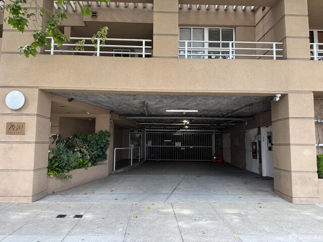 1740 Larkin St, San Francisco, CA 94109 - exterior space