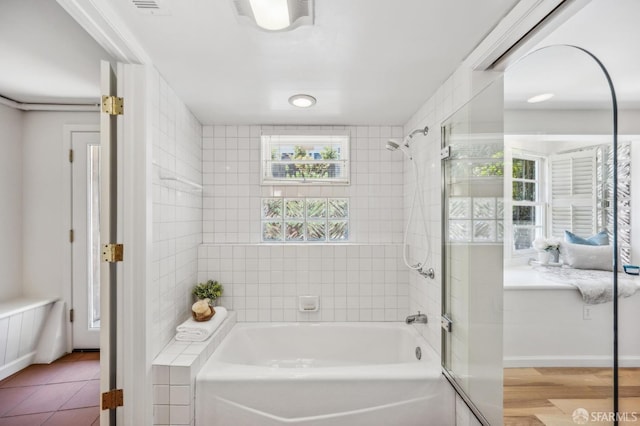 25 Roselyn Ter, San Francisco, CA 94118 - view of full bath