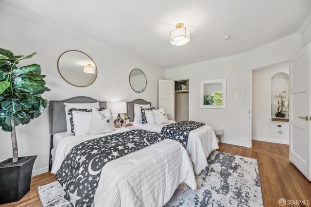 25 Roselyn Ter, San Francisco, CA 94118 - bedroom with ornamental molding, wood finished floors, and baseboards