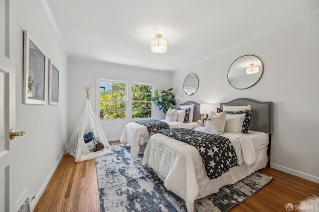 25 Roselyn Ter, San Francisco, CA 94118 - bedroom featuring wood finished floors, ornamental molding, and baseboards