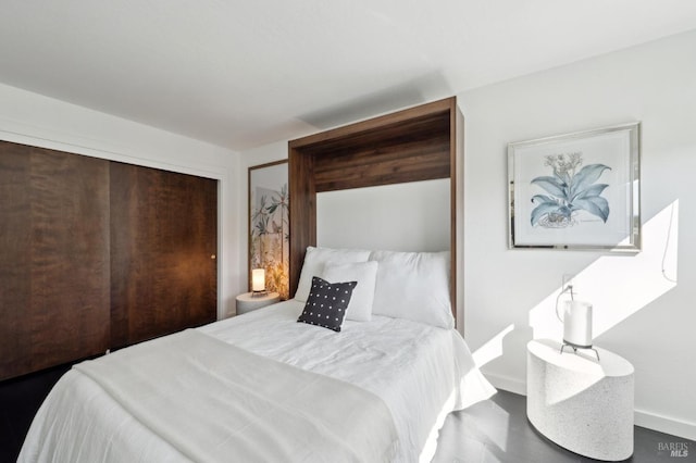bedroom with baseboards