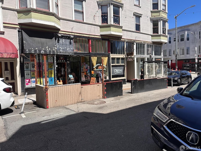 813 Union St, San Francisco, CA 94133 - view of property