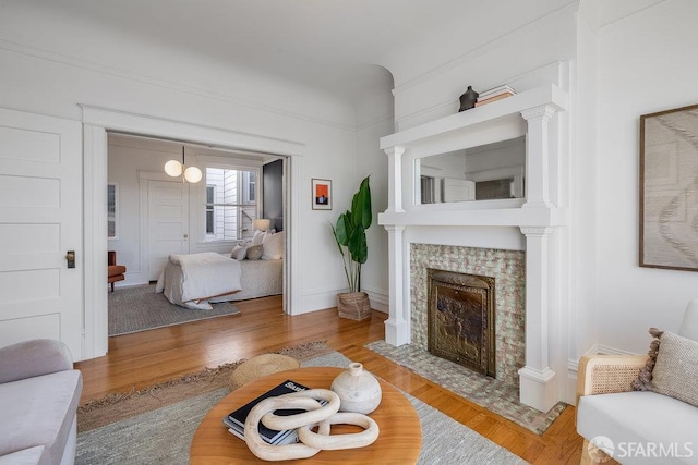 813 Union St, San Francisco, CA 94133 - living area featuring wood finished floors and a tile fireplace
