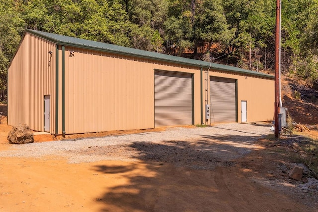 view of detached garage