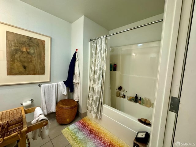 1 Federal St Unit 46, San Francisco, CA 94107 - full bath with tile patterned flooring and shower / tub combo