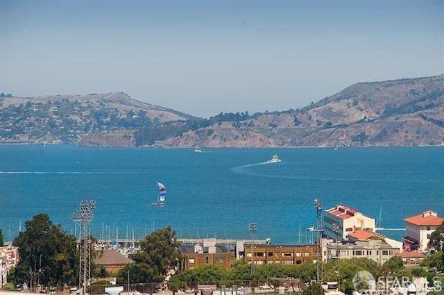 2040 Broadway St Unit 102, San Francisco, CA 94115 - water view with a mountainous background