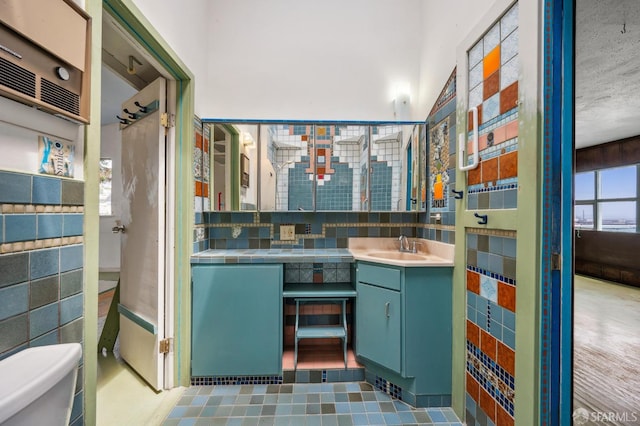80 Bronte St, San Francisco, CA 94110 - bathroom featuring vanity and toilet
