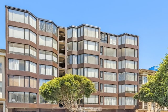 1520 Taylor St Unit 103, San Francisco, CA 94133 - view of apartment building / complex